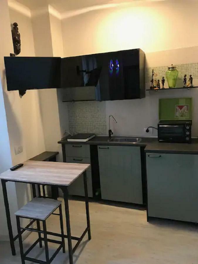 ℒovely & ℰlegant Studio Next To Duomo/Missori Milão Exterior foto